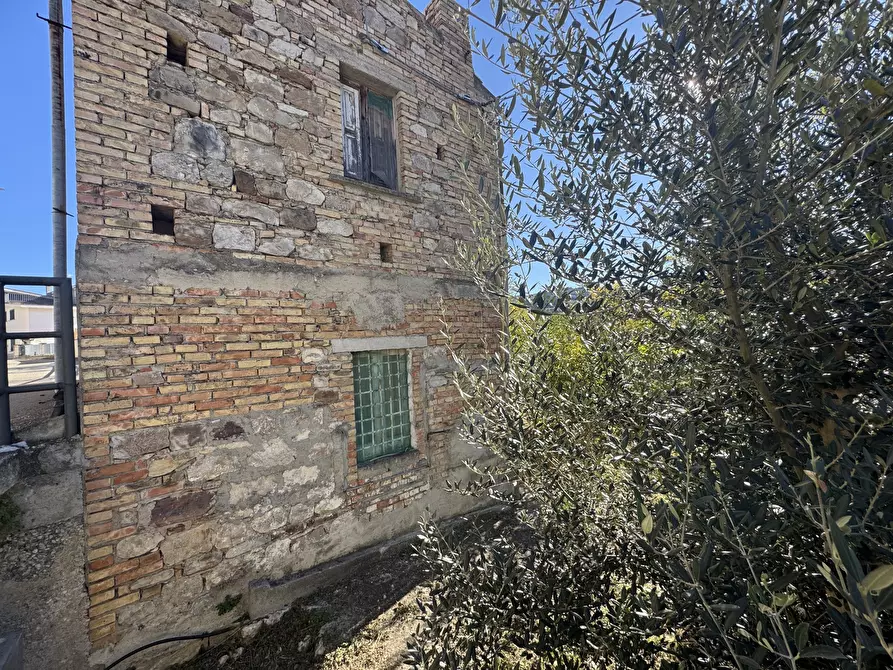 Immagine 39 di Rustico / casale in vendita  a Atessa