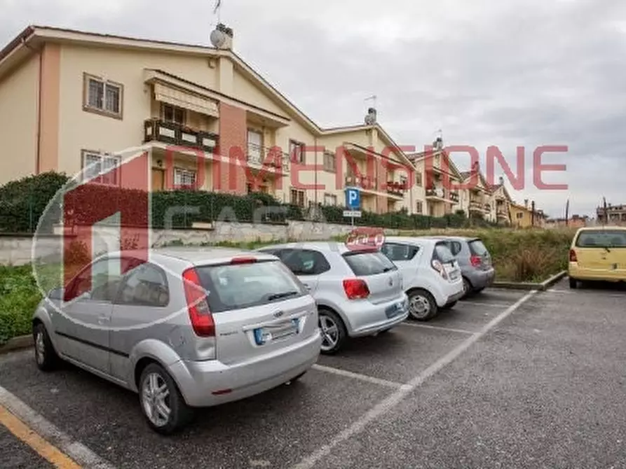 Immagine 20 di Trilocale in vendita  in via della riserva nuova a Roma