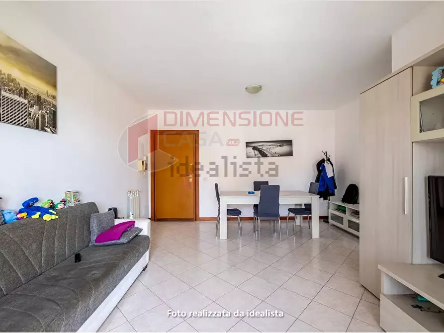 Immagine 6 di Trilocale in vendita  in Via Massa di San Giuliano a Roma