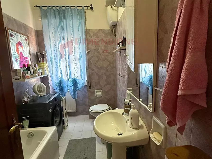 Immagine 19 di Trilocale in vendita  in Via Partanna a Roma