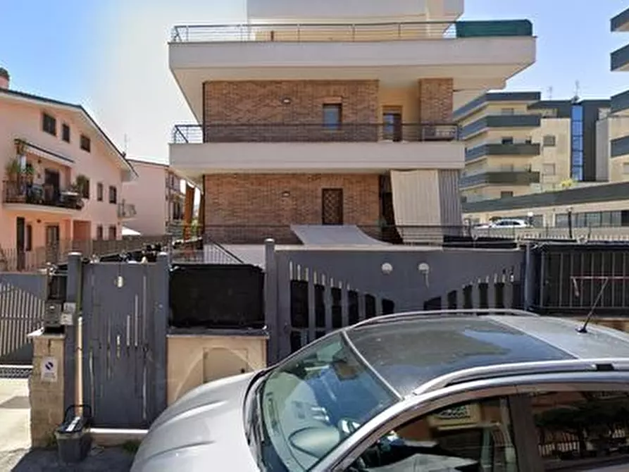 Immagine 1 di Trilocale in vendita  a Roma