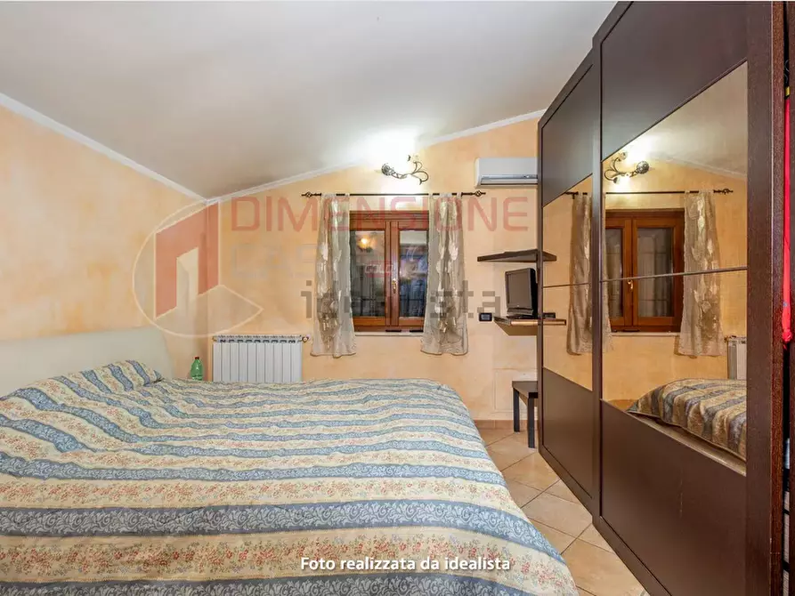 Immagine 15 di Casa trifamiliare in vendita  in VIA DEL FOSSO DELL'OSA 399 a Roma