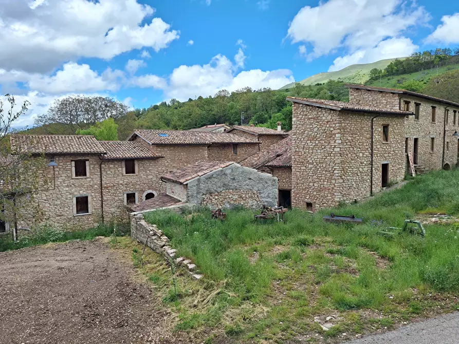 Immagine 31 di Attico in vendita  in Via Folignate 1 a Visso