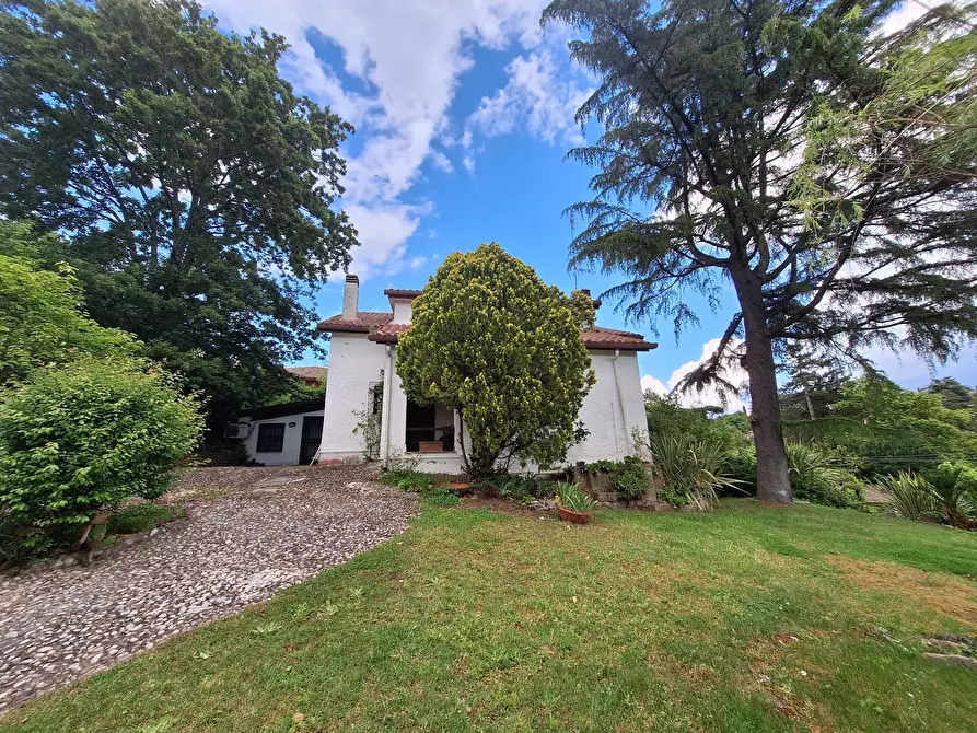 Immagine 4 di Villa in vendita  in via polluce 2 a Rignano Flaminio