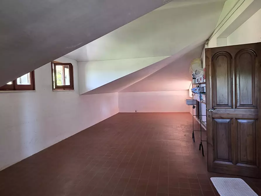 Immagine 39 di Villa in vendita  in Via Aldo Moro 11 a Castelnuovo Di Porto