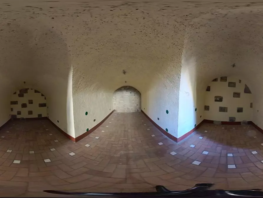 Immagine 38 di Locale commerciale in vendita  in Largo G. Roncacci 9 a Morlupo