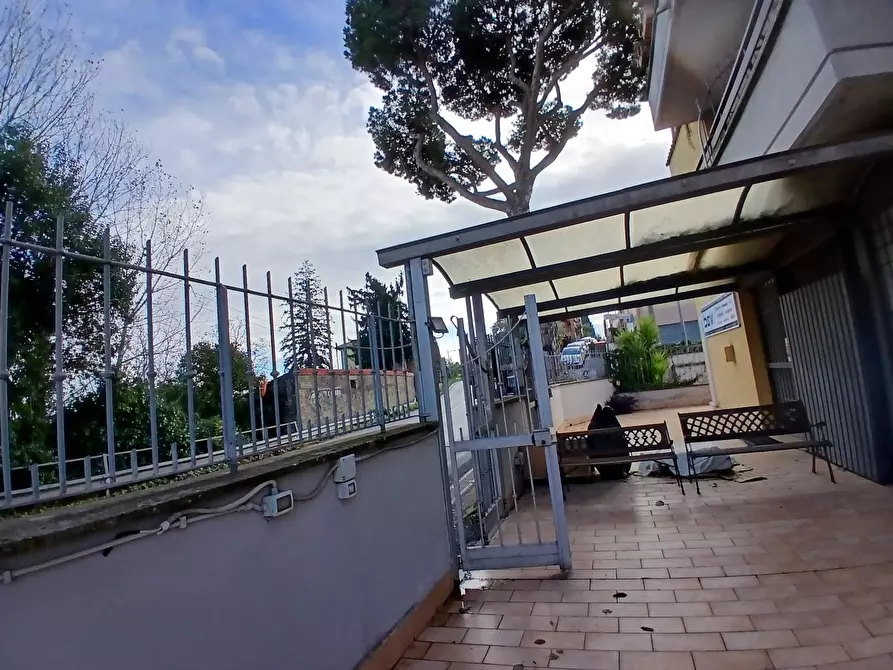 Immagine 60 di Quadrilocale in vendita  in Via Flaminia 104 a Castelnuovo Di Porto