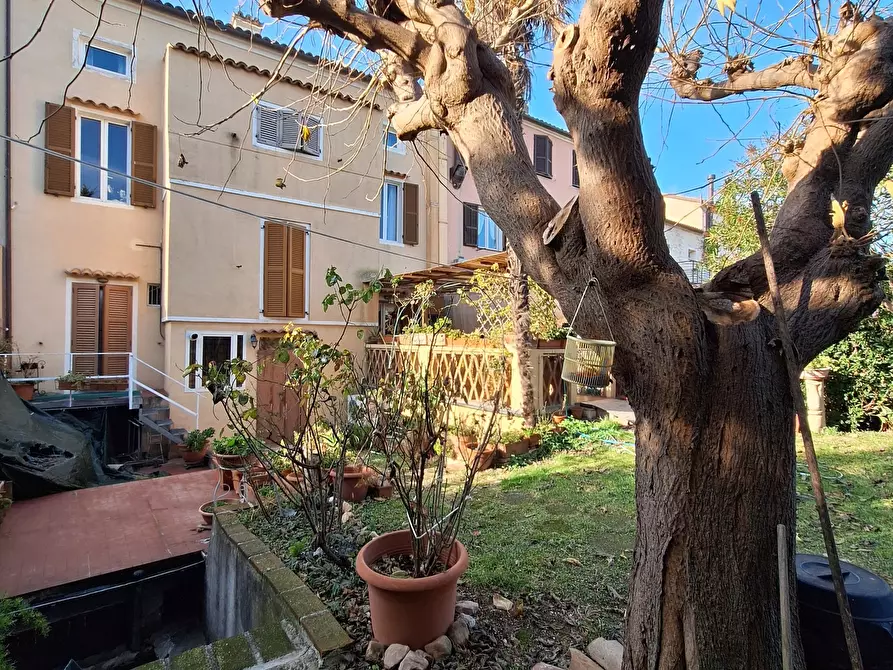 Immagine 13 di Casa indipendente in vendita  in Via Giacomo Matteotti 10 a Numana