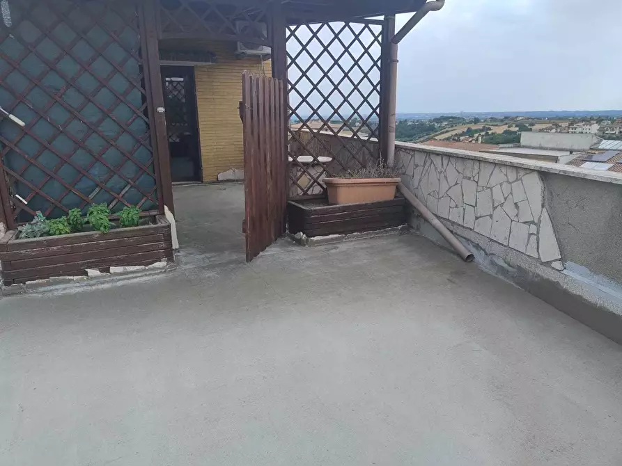 Immagine 38 di Attico in vendita  in Via Giacomo Matteotti 23 a Riano