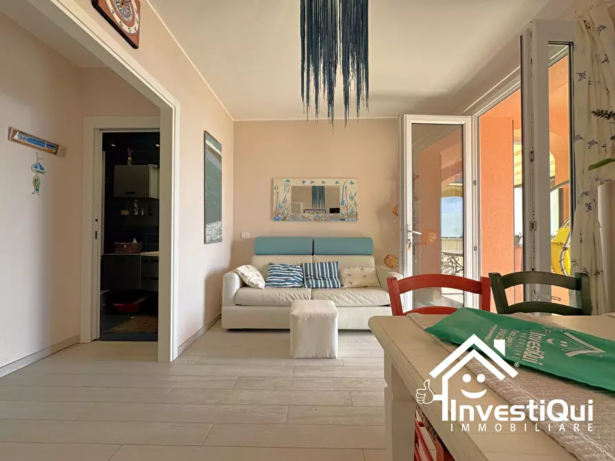 Immagine 17 di Bilocale in vendita  in Via Brunenghi 11 a Magliolo