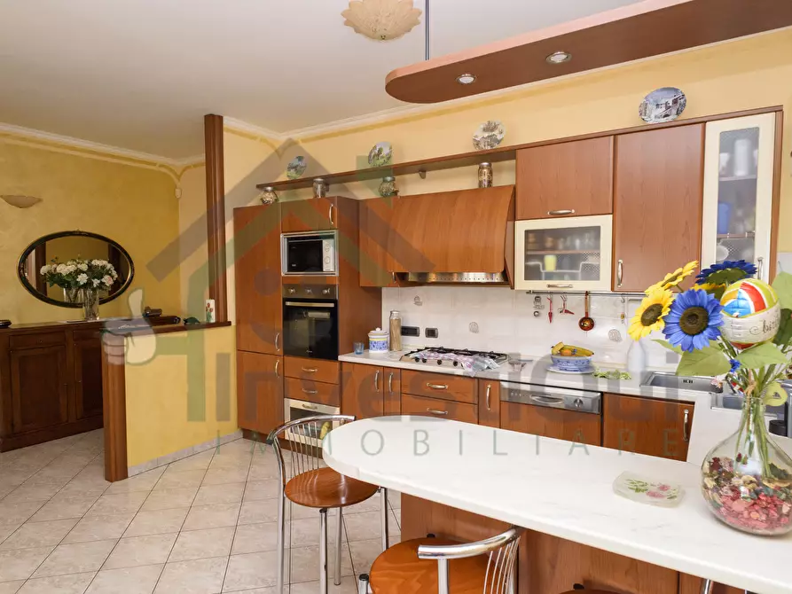 Immagine 8 di Casa bifamiliare in vendita  in Via Lombardore 243 a Ciriè