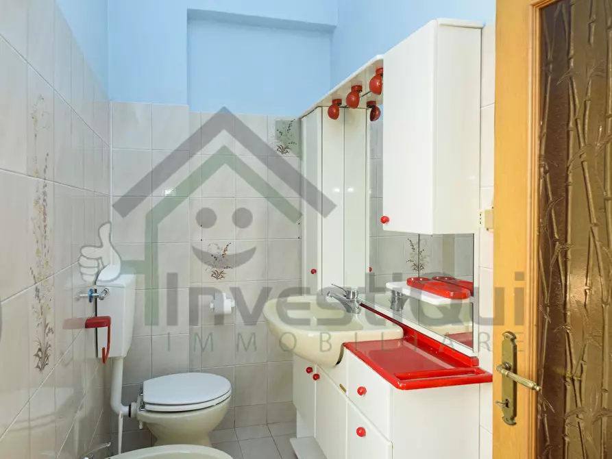 Immagine 12 di Quadrilocale in vendita  in Via Robassomero 15 a Ciriè