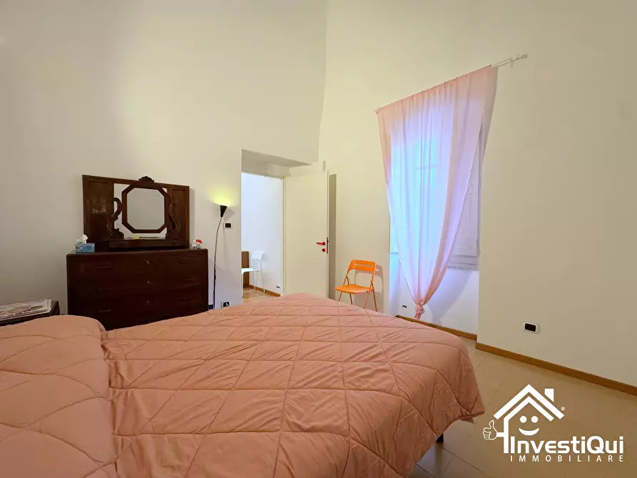 Immagine 13 di Pentalocale in vendita  in Piazza Umberto 1 a Tovo San Giacomo