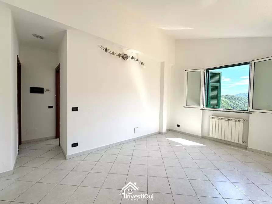 Immagine 7 di Bilocale in vendita  in Via Barilari 7BIS a Magliolo