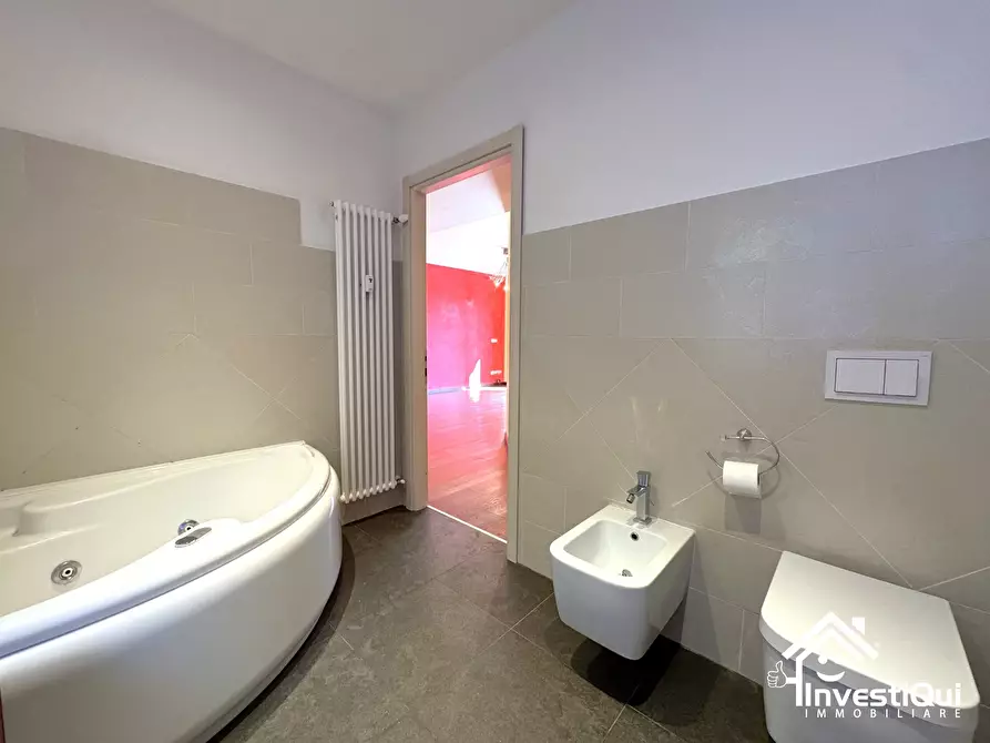 Immagine 36 di Bilocale in vendita  in Via Degli Orsolani 84 a Loano