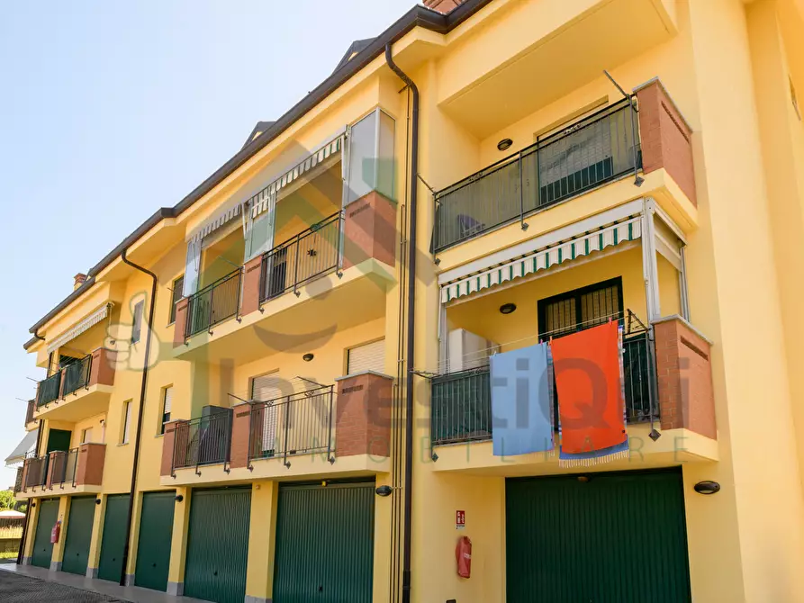 Immagine 24 di Trilocale in vendita  in Via Gerardi Bianca 4 a Ciriè