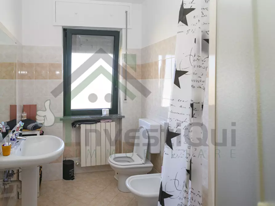 Immagine 22 di Quadrilocale in vendita  a Nole