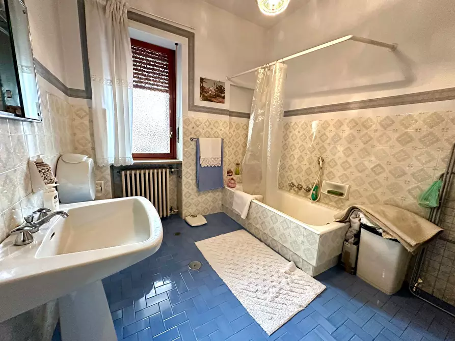 Immagine 46 di Porzione di casa in vendita  in Via Torino 26 a Nole