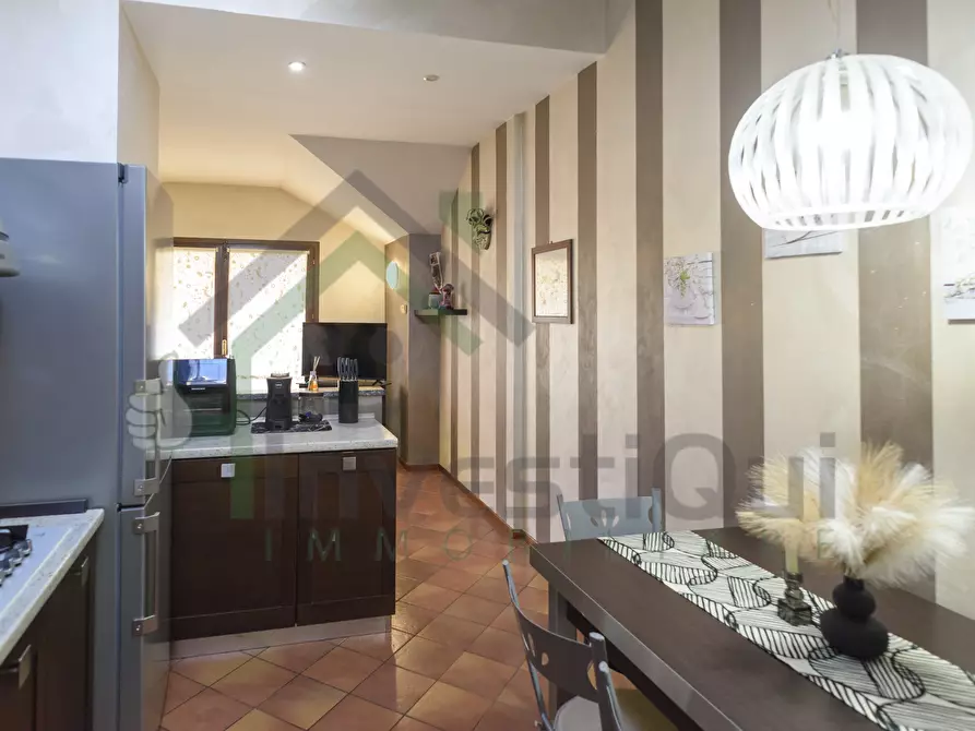 Immagine 2 di Mansarda in vendita  in Via Rivette 2626 a Ciriè