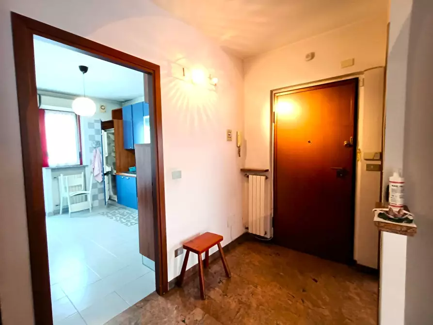 Immagine 12 di Pentalocale in vendita  in Via Villarbasse 32 a Torino