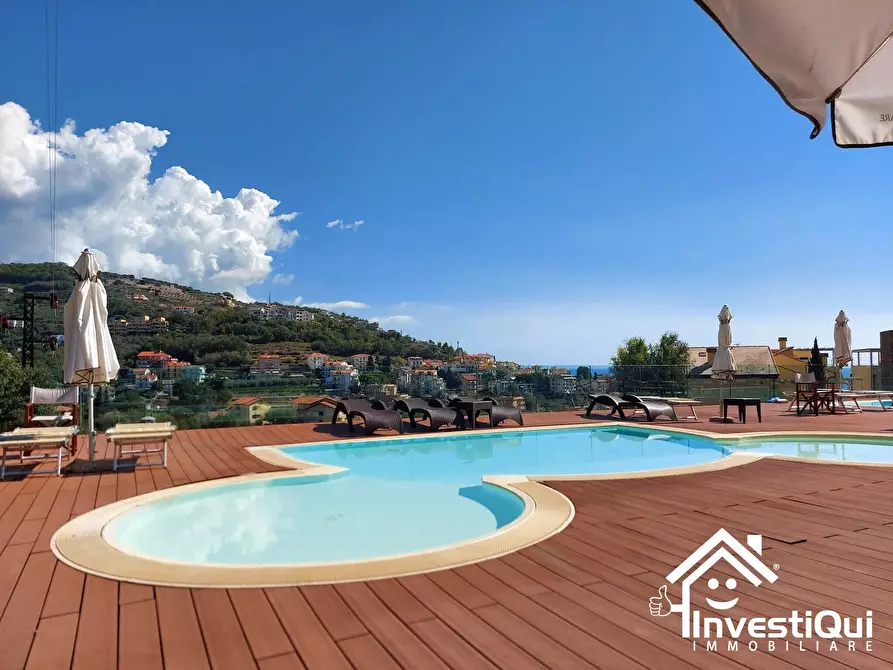 Immagine 37 di Bilocale in vendita  in Via Felice Cascione 26 a Pietra Ligure
