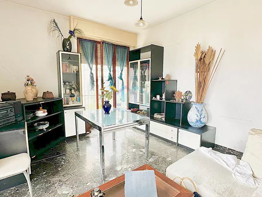 Immagine 2 di Pentalocale in vendita  in via nostra signora degli angeli 3 a Savona