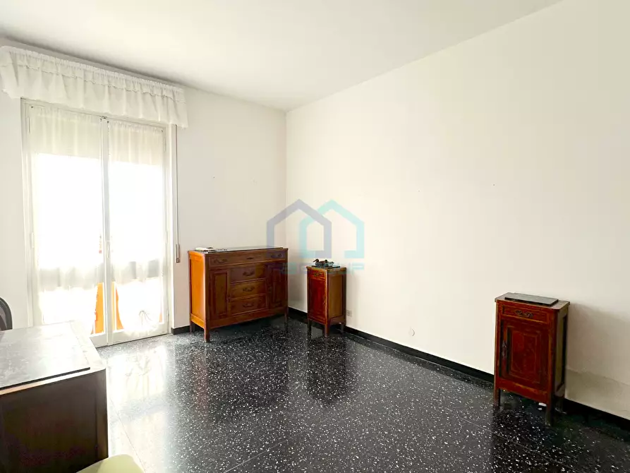 Immagine 14 di Pentalocale in vendita  in Via San Francesco D'Assisi 4a a Savona