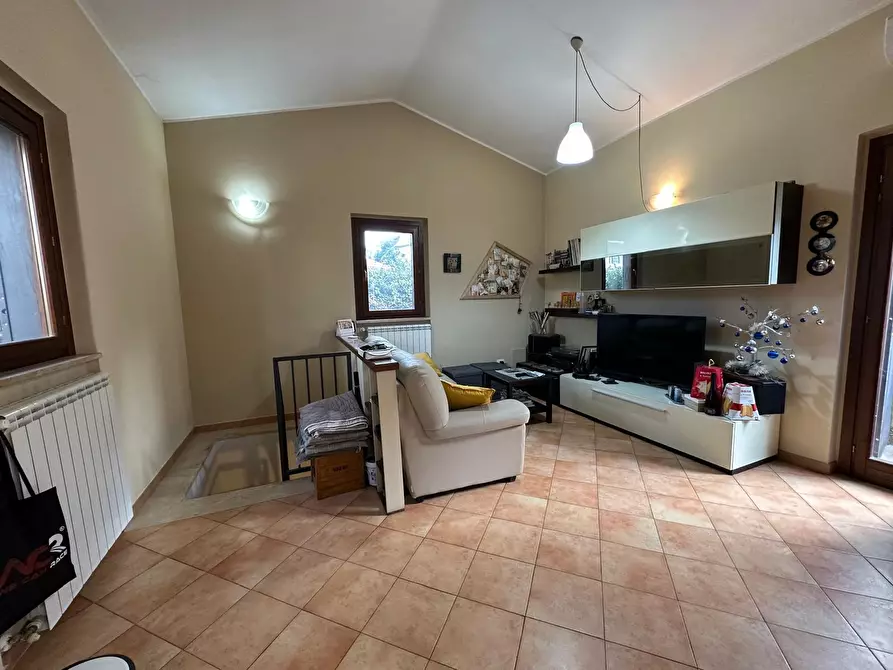 Immagine 21 di Casa indipendente in vendita  in Via Svetonio 15 a Guidonia Montecelio