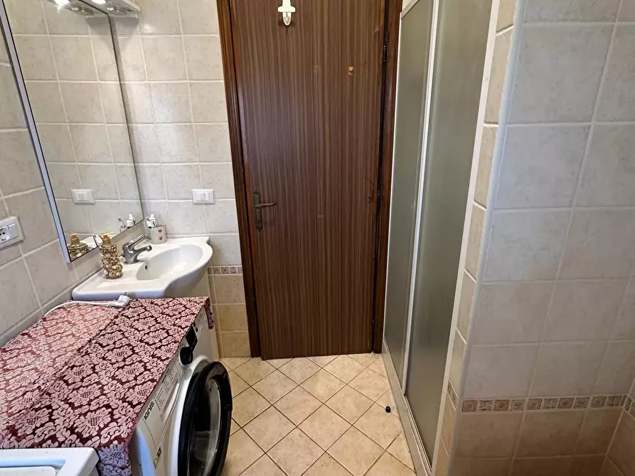 Immagine 20 di Pentalocale in vendita  in Via Marche 83 a Fonte Nuova