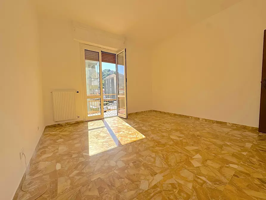 Immagine 11 di Trilocale in vendita  a Cogorno