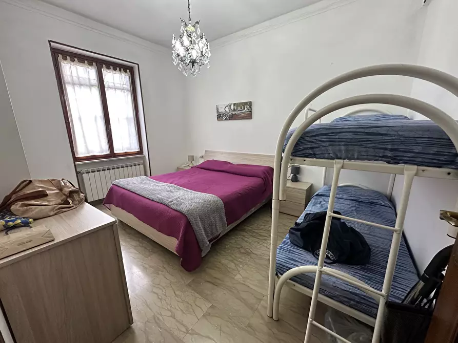 Immagine 7 di Bilocale in affitto  a Chiavari