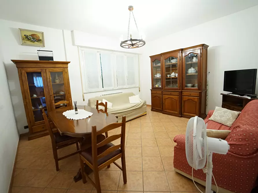 Immagine 7 di Trilocale in affitto  a Chiavari