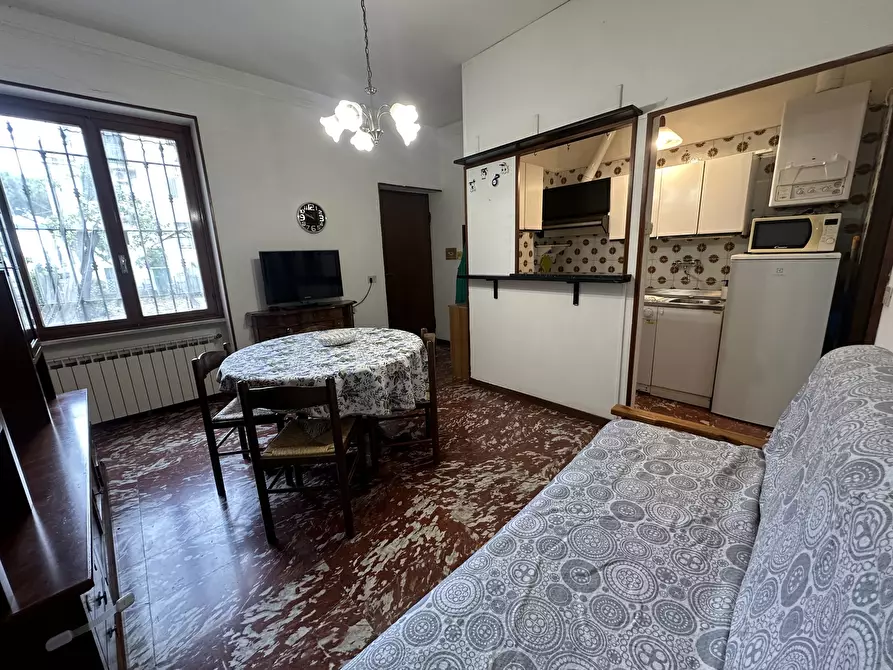 Immagine 3 di Bilocale in affitto  a Chiavari