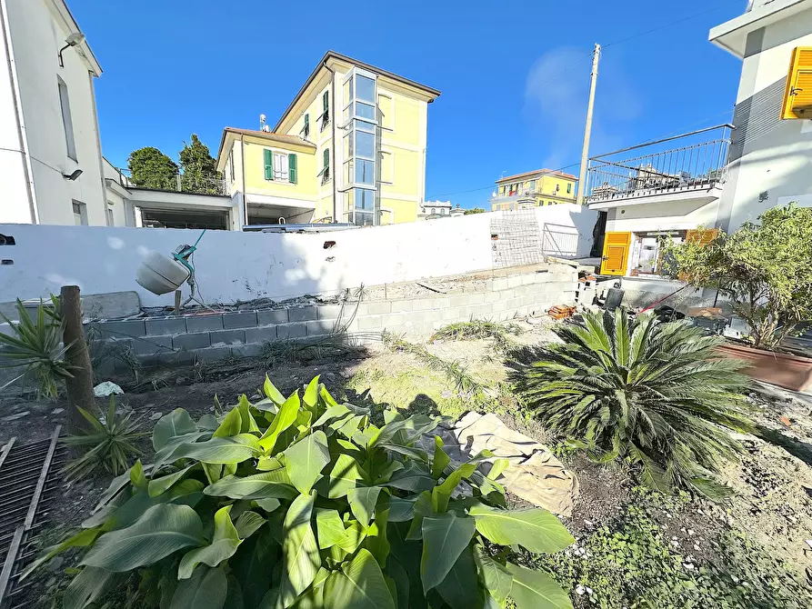 Immagine 26 di Villa in vendita  a Lavagna