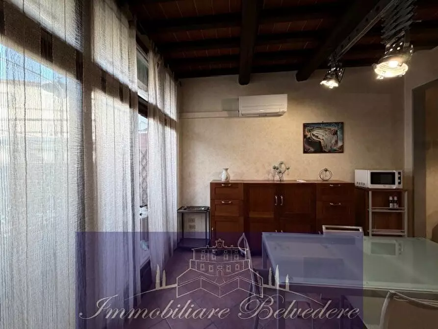 Immagine 9 di Trilocale in affitto  in Via Montebello a Firenze