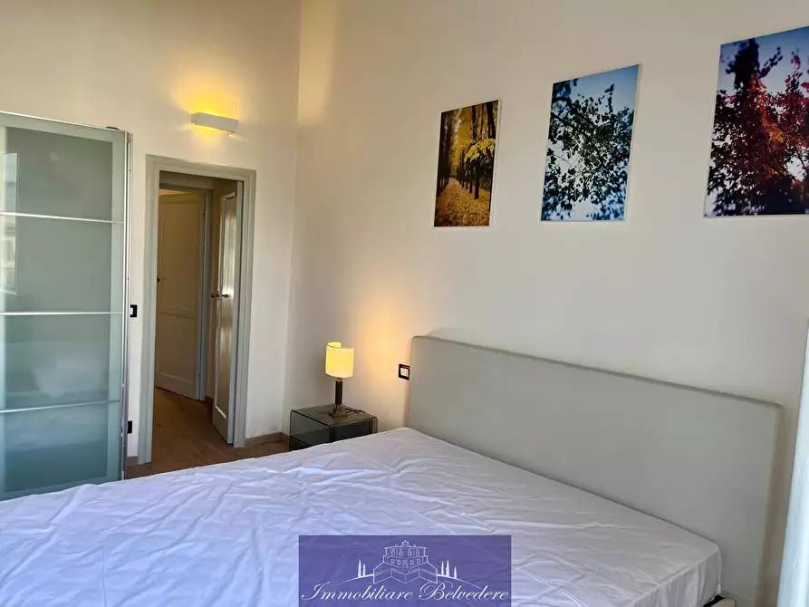 Immagine 12 di Quadrilocale in affitto  in Lungarno Vespucci a Firenze