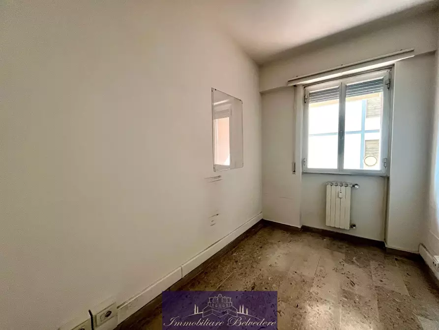 Immagine 9 di Capannone industriale in affitto  in Viale Redi a Firenze