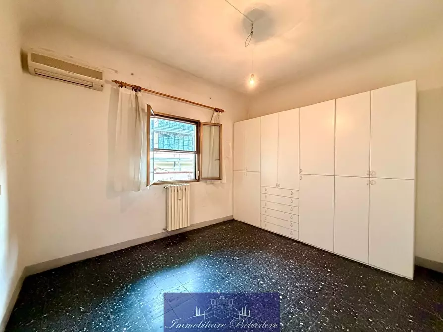 Immagine 9 di Quadrilocale in vendita  in Via degli Orti Oricellari a Firenze