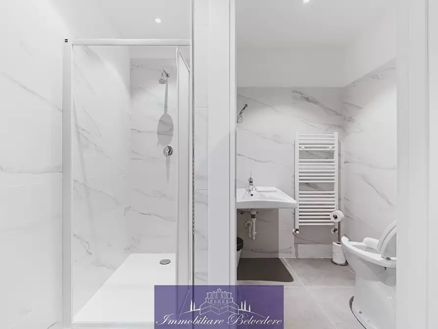 Immagine 5 di Locale commerciale in vendita  in Via Giambologna a Firenze