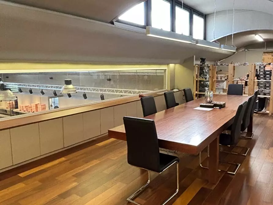 Immagine 15 di Attività artigianale in vendita  in Via Cassia 63 a Impruneta