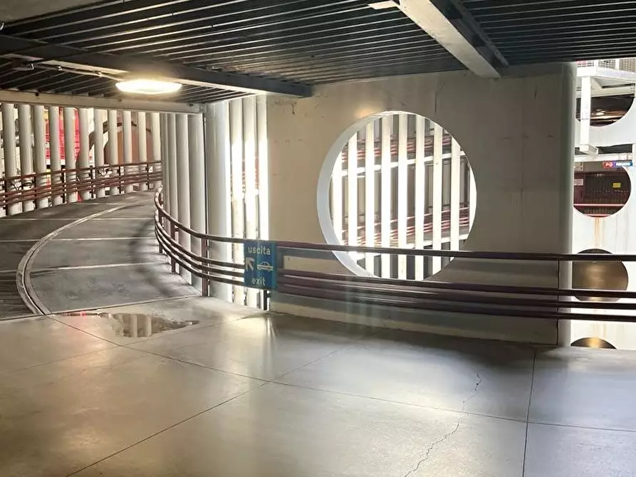 Immagine 6 di Garage in affitto  in Piazza Santa Maria Novella a Firenze