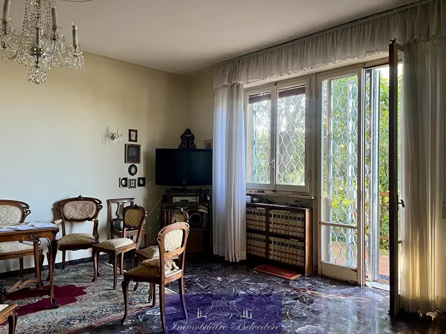 Immagine 15 di Quadrilocale in vendita  in Via Desiderio da Settignano a Firenze