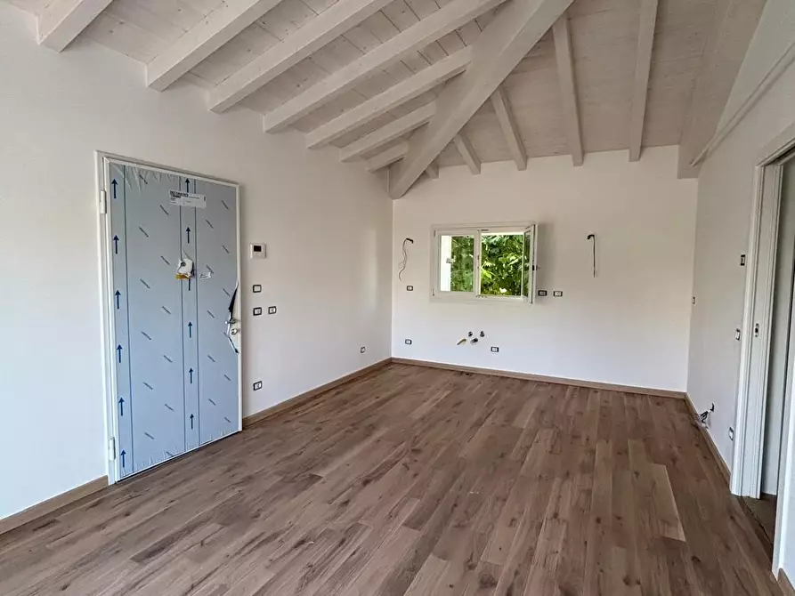 Immagine 7 di Appartamento in vendita  in Via Fossa Abate a Camaiore