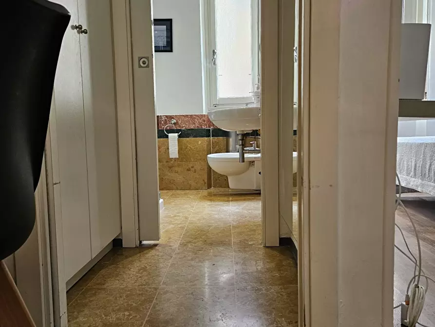 Immagine 7 di Monolocale in vendita  in Via de' Barbadori a Firenze