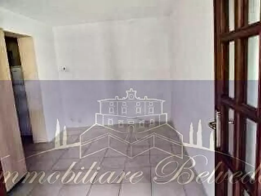 Immagine 1 di Magazzino in vendita  in Via Lunga a Firenze