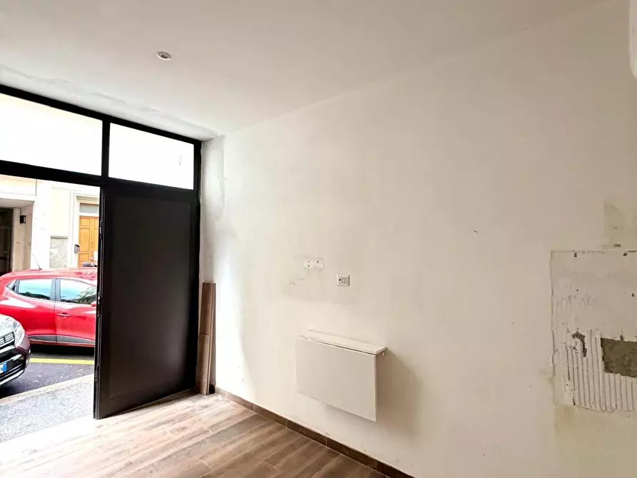 Immagine 5 di Locale commerciale in vendita  in Piazza Leopoldo a Firenze