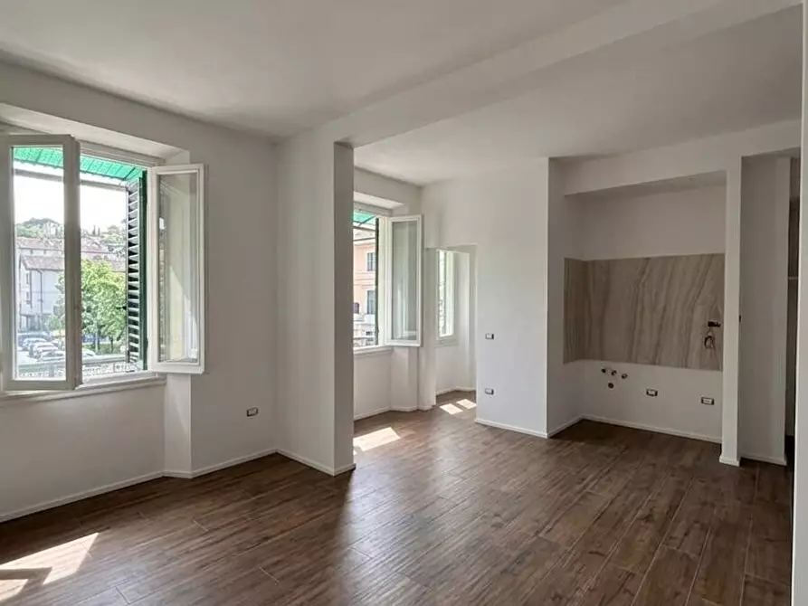 Immagine 8 di Trilocale in vendita  in Via Cremani a Firenze