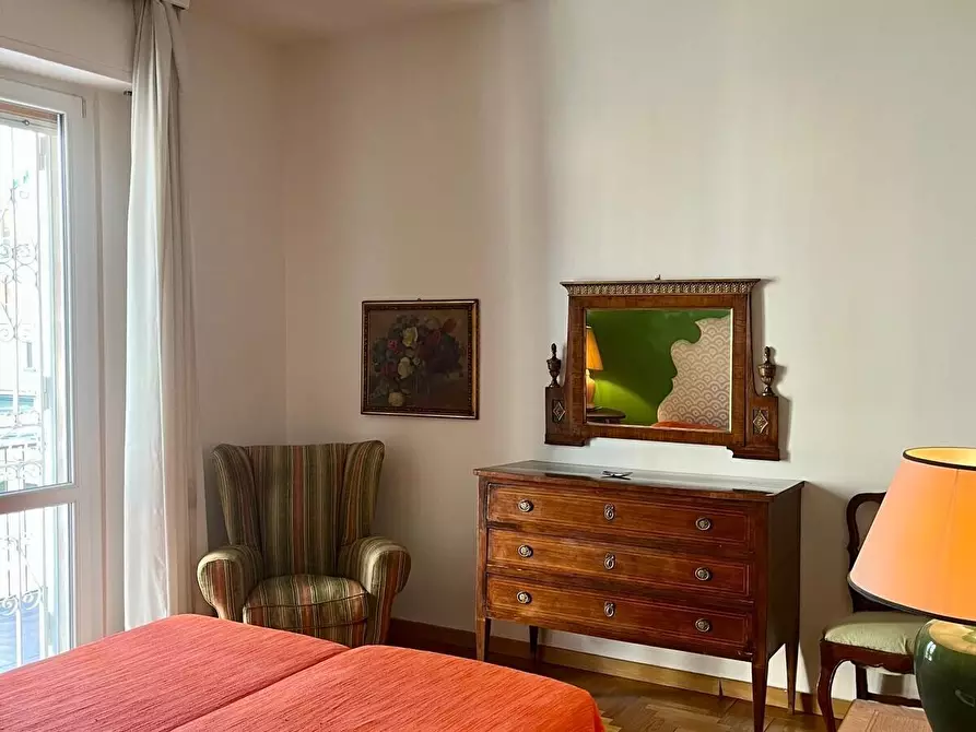 Immagine 11 di Trilocale in affitto  in Via della Cernaia a Firenze