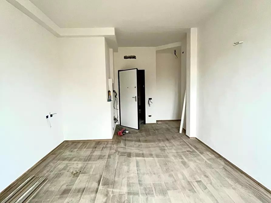 Immagine 9 di Trilocale in vendita  in Via di Novoli a Firenze