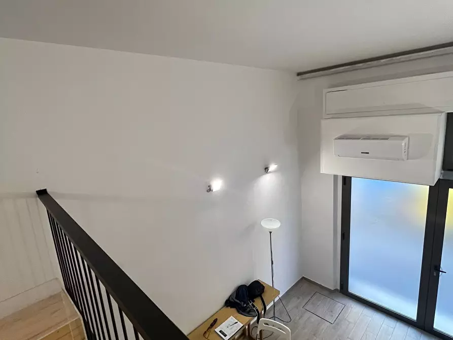 Immagine 8 di Laboratorio in affitto  in Via Baracca a Firenze